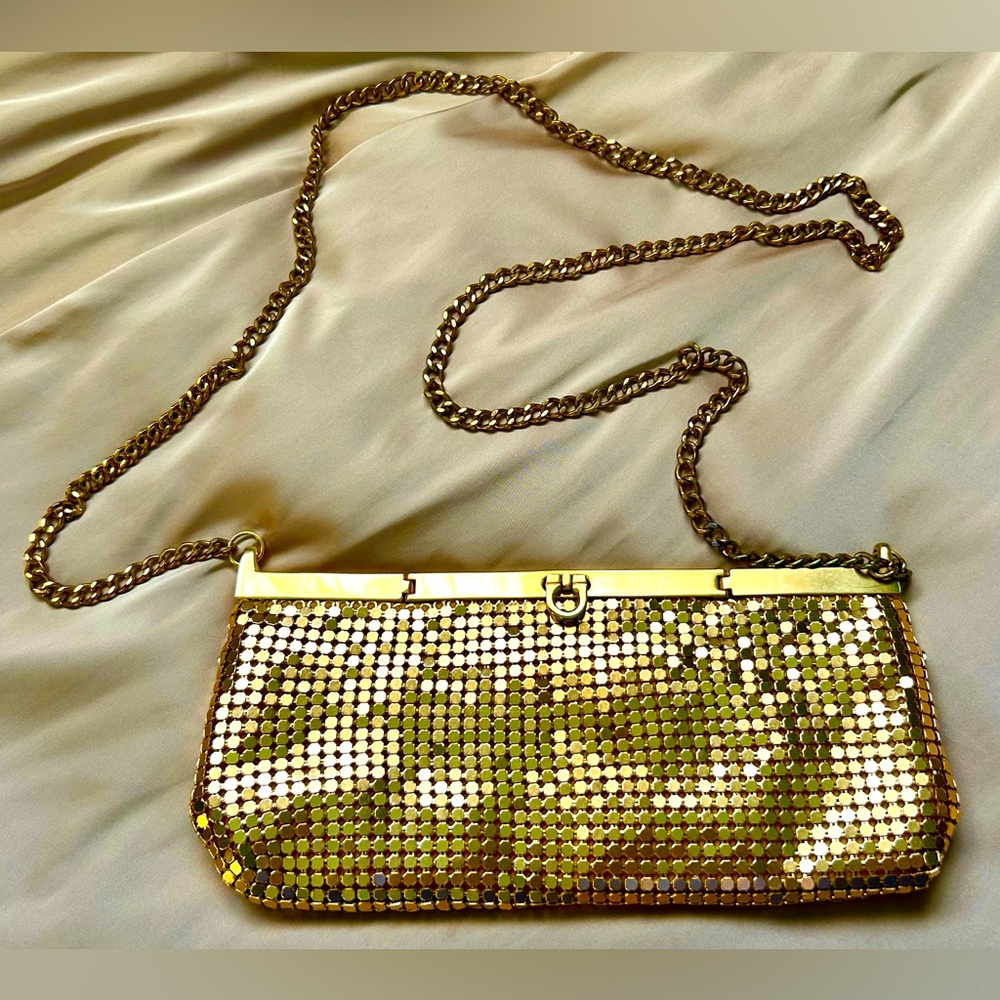 Vintage Y2K Gold Mesh Evening Bag w/ Chain Strap